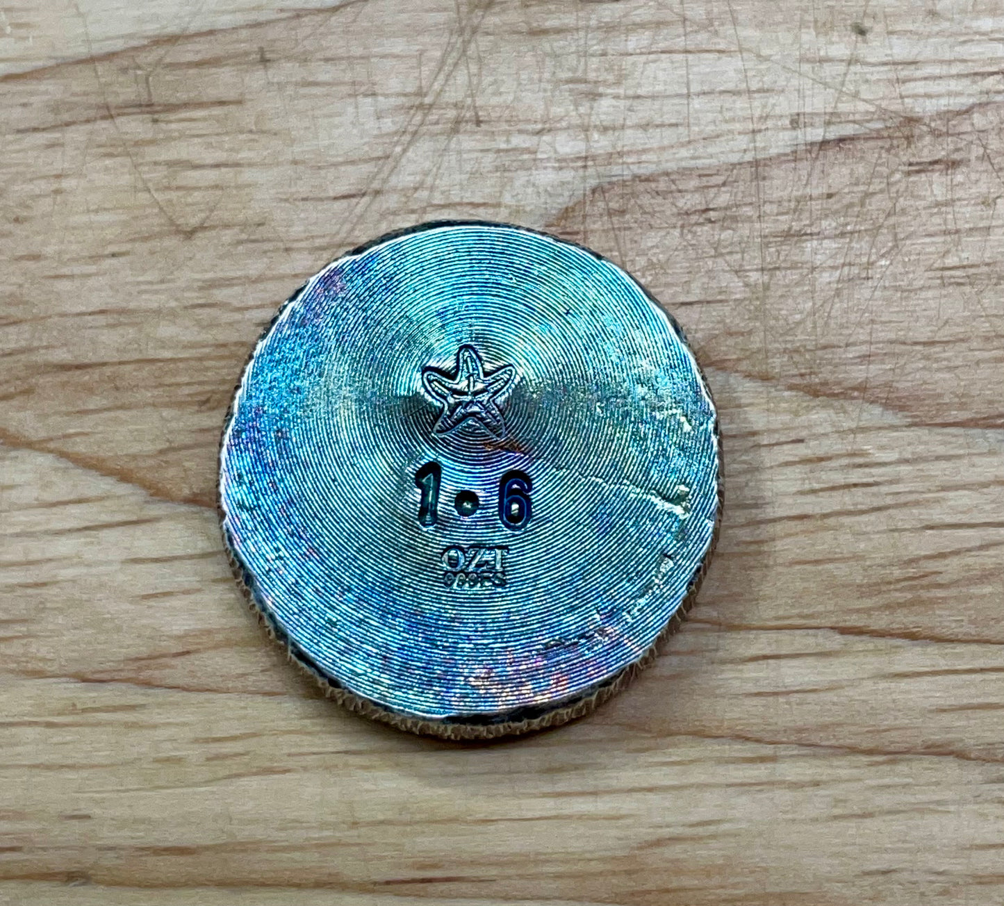 1.6oz .999 Silver Antiqued and Toned Mesh Round